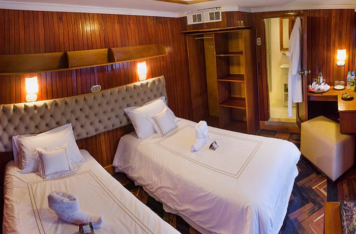 G Adventures Amatista Accommodation Twin.jpg